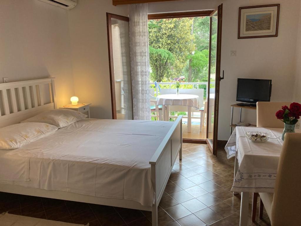 Ija Apartment Krk Town Luaran gambar
