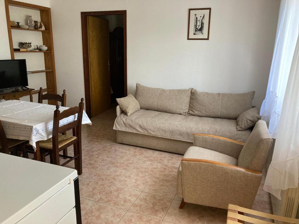 Ija Apartment Krk Town Luaran gambar
